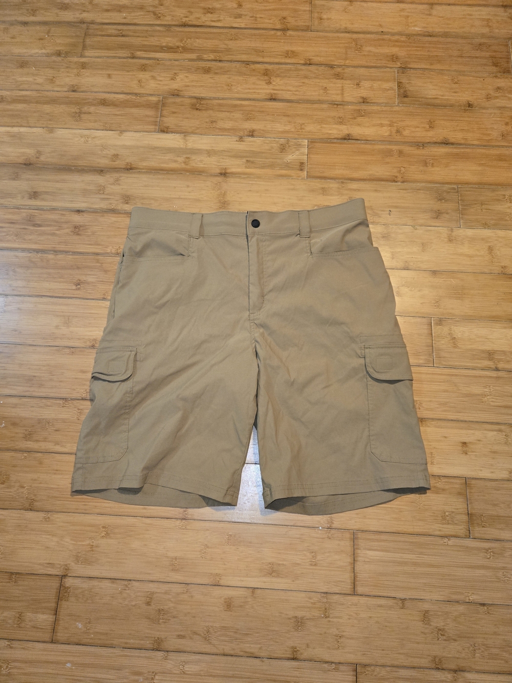 Orvis Shorts Mens 36 Cargo Pocket Outdoor Hiking Camp Casual Stretch Nylon Beige